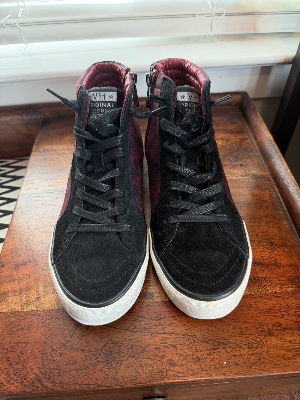 Vintage Havana NWOT High-Top Sneakers in Black and Burgundy